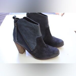 Diba True ankle boots